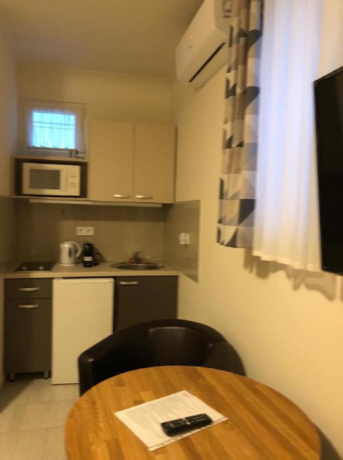 Bed and Breakfast Jacint Apartman à Hajdúszoboszló Extérieur photo
